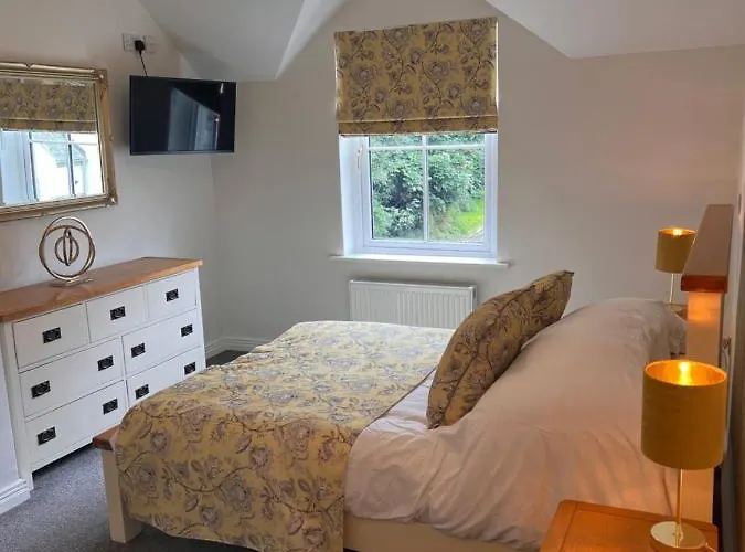 Castle Gardens バンラッティ