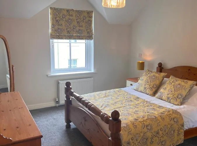 Castle Gardens バンラッティ