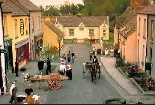 Castle Gardens בית נופש בנראטי